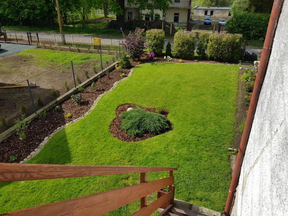 Apartament W Malowniczej Sosnowce Sosnówka Esterno foto